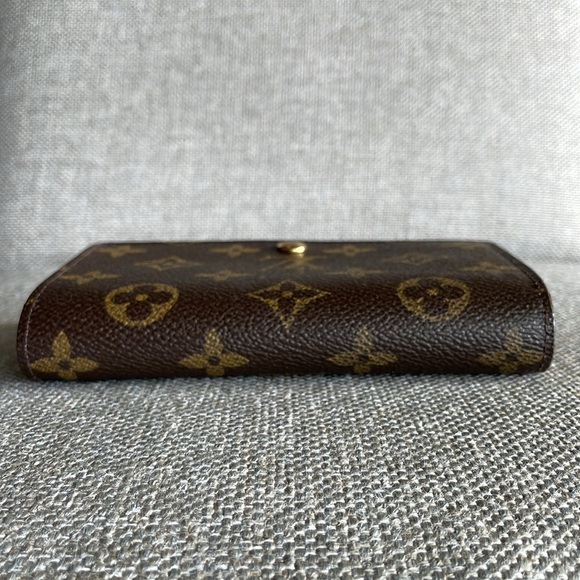 Louis Vuitton | Monogram Canvas Tressor Short Compact Wallet - Picture 4 of 16